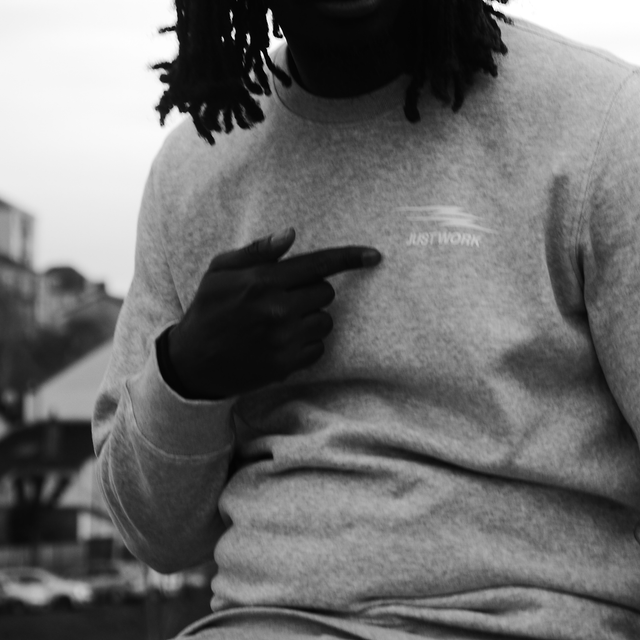 Pull just work gris